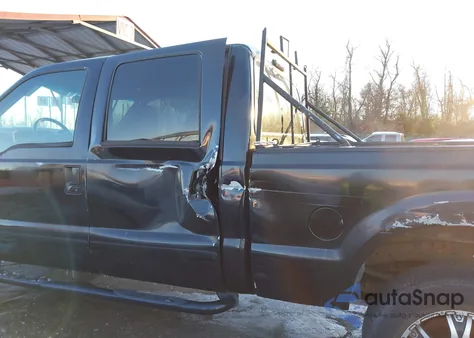 2002 Ford F-350 Lariat/Xl/Xlt from USA, damaged, VIN 3FTSW31F22MA15417